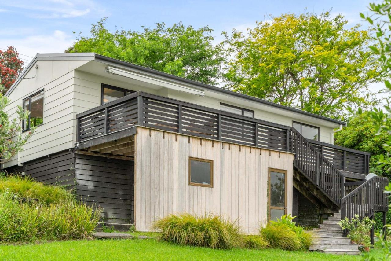 Sunrise Point - Snells Beach Holiday Home Exteriör bild