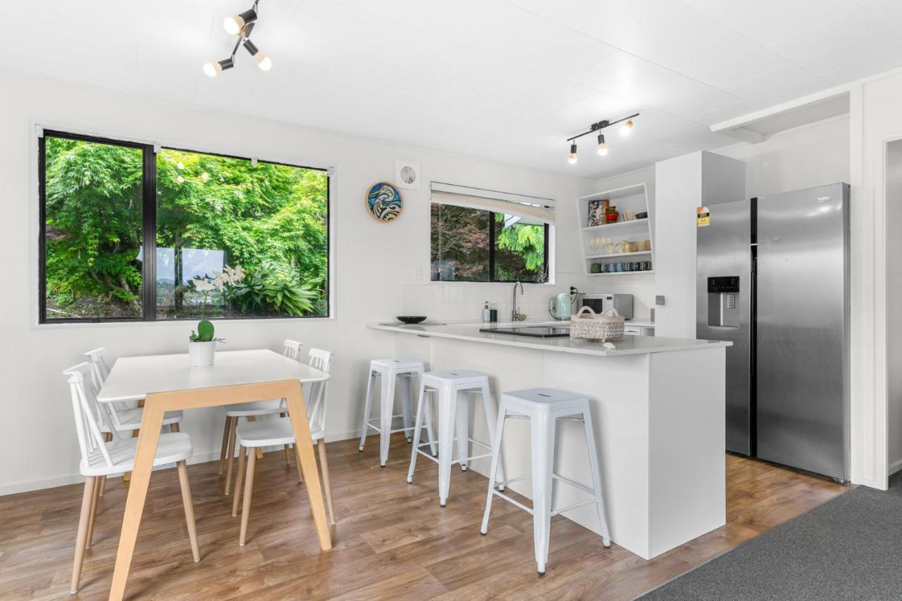 Sunrise Point - Snells Beach Holiday Home Exteriör bild