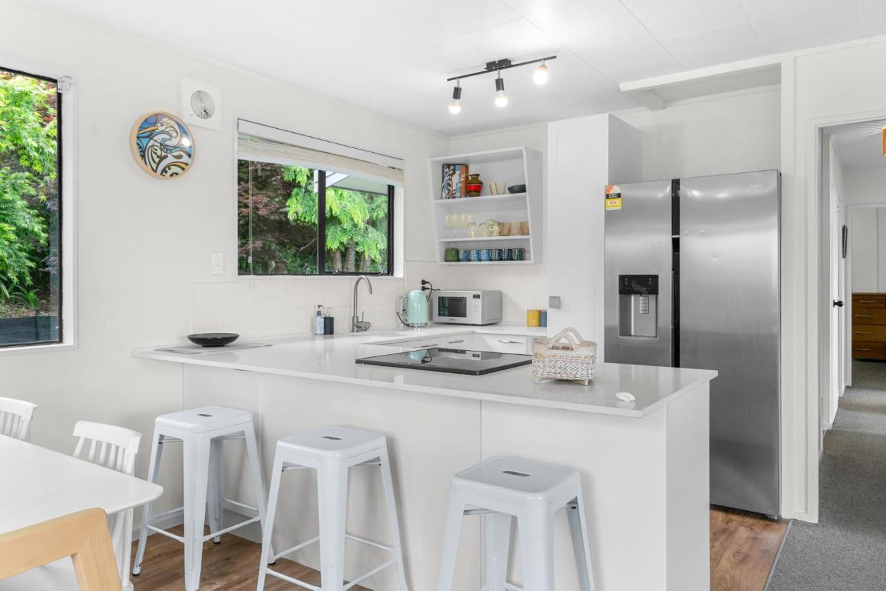 Sunrise Point - Snells Beach Holiday Home Exteriör bild